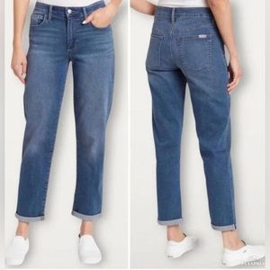NWOT- Joe’s Jeans Boyfriend Cuffed Stretch  Style# 45GWPA4A5860. Sz 25